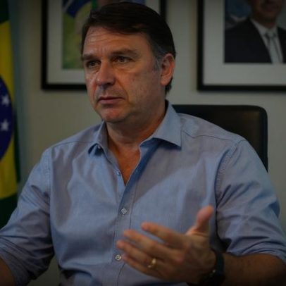 Flávio acusa Lula de antissemita ao prometer reatar relações com Israel