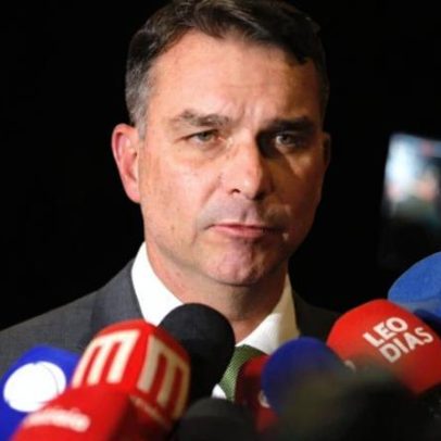 Flávio diz que Lula usa colegas para intimidar, mas não conseguirá