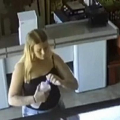 Jovem que ateou fogo em atendente por ciúmes do namorado é presa em MG