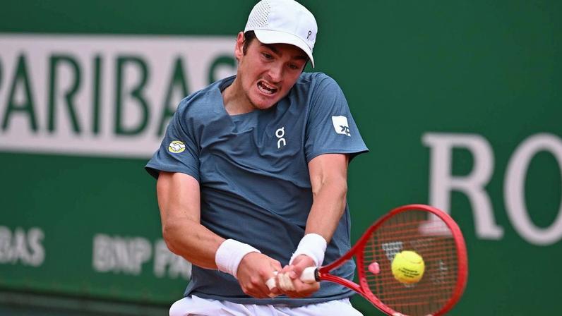 João Fonseca perde para Zverev e cai nas quartas do Masters 1000 de Monte Carlo