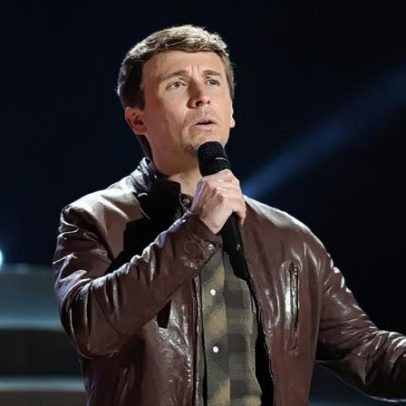 Ex-participante do The Voice morre aos 24 em acidente de carro nos EUA