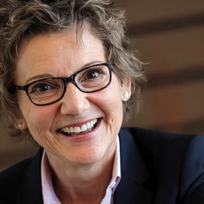 Política monetária levemente restritiva, posicionada para esperar e ver, diz Daly