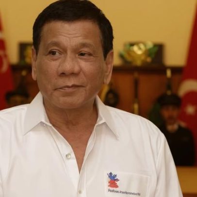 Ex-presidente das Filipinas vai a julgamento por crimes contra a humanidade
