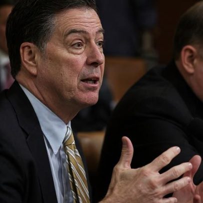 Governo Trump denuncia novamente ex-diretor FBI Comey, diz fonte