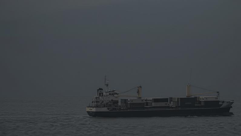 Irã ataca navios no Golfo após Trump prorrogar cessar-fogo