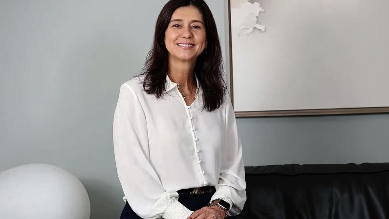 Claudia Prates, da CNseg: Brasil reúne vantagens para impulsionar globalmente o seguro para créditos de carbono — Foto: Divulgação