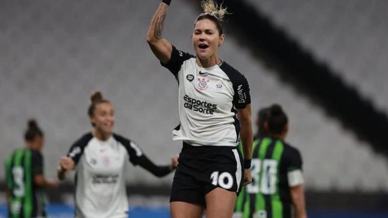 Gabi Zanotti comemora após gol marcado pelo Corinthians, contra o América-MG, no Brasileirão Feminino
