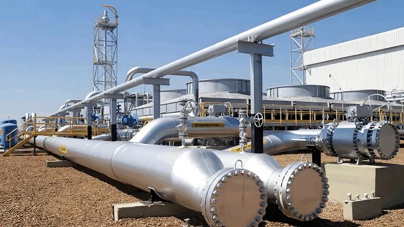 Arábia Saudita restaura oleoduto leste-oeste com 7 milhões de barris/dia