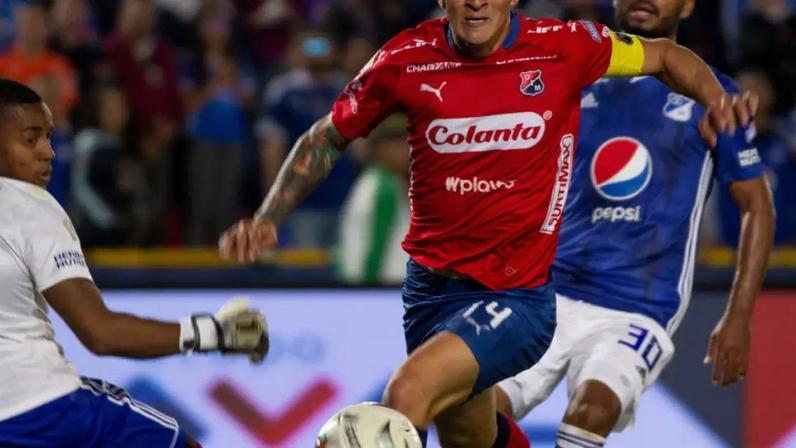 Germán Cano em ação pelo Independiente Medellín