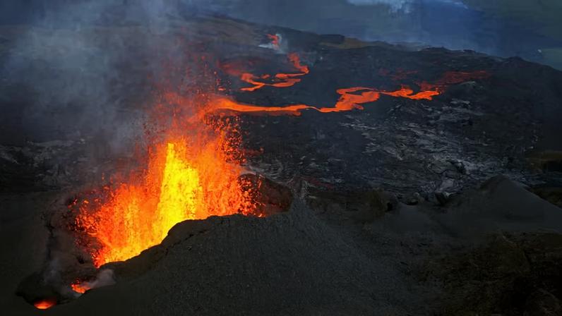 Piton de la Fournaisen, na Ilha da Reunião, na França — Foto: IMAZ PRESS/Gamma-Rapho via Getty Images