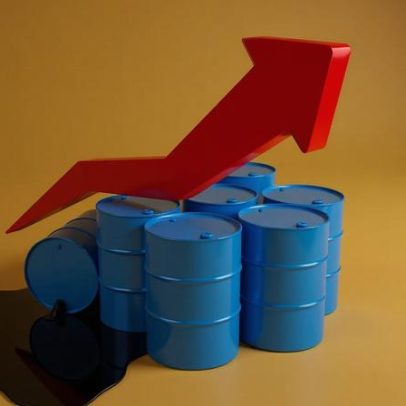 Petróleo Brent ultrapassa US$100 com impasse EUA-Irã e restrições em Ormuz