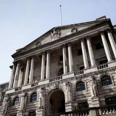 Banco da Inglaterra mantém juros em 3,75% e sinaliza alta diante da guerra