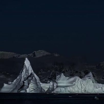 Água quente no fundo do oceano pode derrubar plataformas de gelo na Antártica
