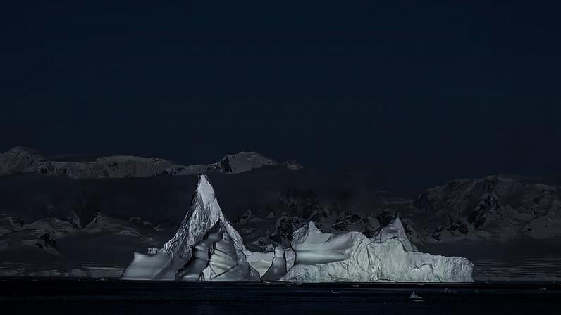 Formações de gelo na Antártica em área monitorada por cientistas