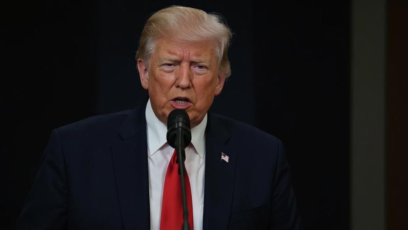 Donald Trump durante pronunciamento na TV