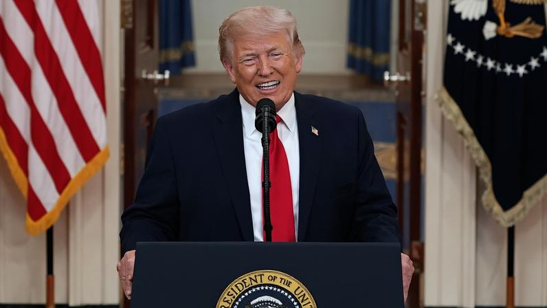 Donald Trump durante pronunciamento na TV