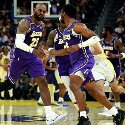 LeBron e Bronny: primeira assistência de filho para pai na NBA