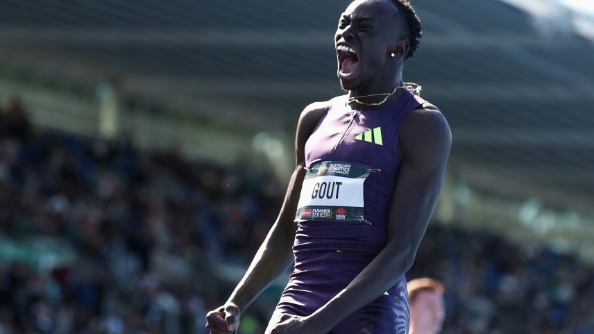 Atleta australiano de 18 anos bate Bolt nos 200m