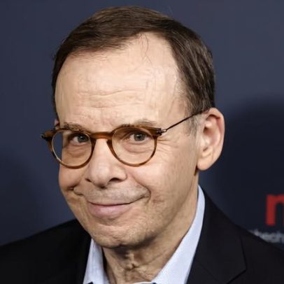 Rick Moranis retorna aos cinemas 30 anos após afastamento por tragédia pessoal
