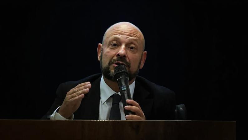 Gilberto Waller Junior afirma que conseguiu reduzir a fila em 1,6 milhão de pedidos, rebatendo a principal argumentação para sua demissão. (Foto: Antonio Cruz/Agência Brasil)