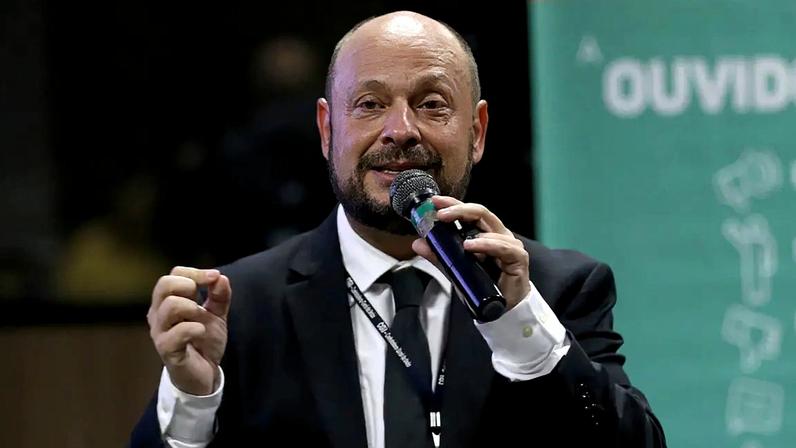 Gilberto Waller foi demitido após 11 meses no cargo ao conduzir o ressarcimento de aposentados e pensionistas vítimas do esquema bilionário de fraude. (Foto: Wilson Dias/Agência Brasil)