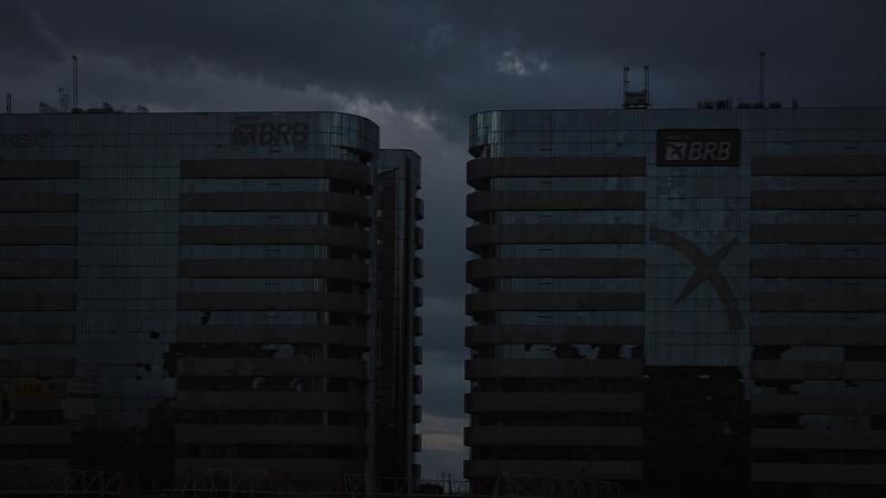 PF diz que Vorcaro usou empresas de fachada, laranjas e fundos de investimento para ocultar propina a ex-presidente do BRB — Foto: Jornal Nacional/ Reprodução