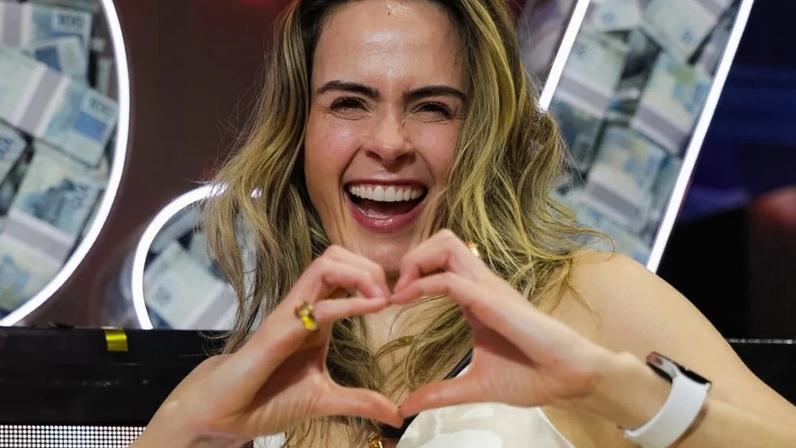 Globo negocia renovação de contrato de Ana Paula Renault