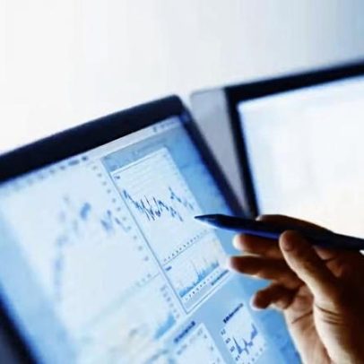 Bolsa abre em meio a balanços e tensões geopolíticas no radar