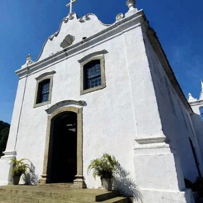 Faltam etapas para restaurar igreja de 250 anos com conchas e óleo de baleia