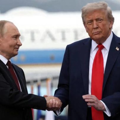 Putin oferece propostas a Trump para resolver impasse nuclear envolvendo Irã
