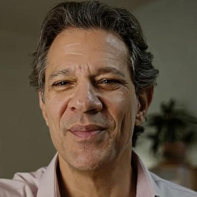 Haddad adota tom de campanha ao se reapresentar a eleitores em vídeos