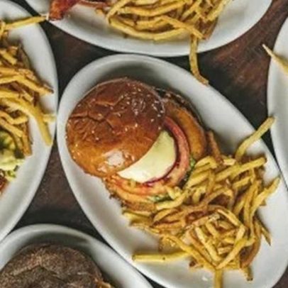 Dois restaurantes de SP aparecem no ranking mundial dos melhores hambúrgueres