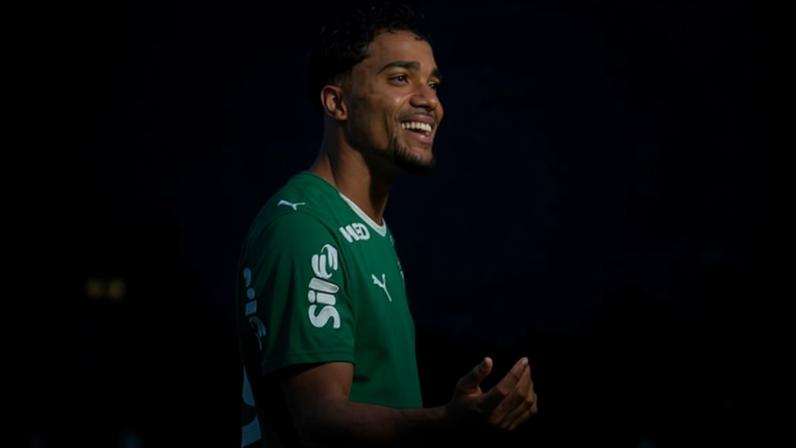 Heittor Vinicius comemora gol marcado contra o Bahia, pela sexta rodada do Brasileirão sub-20