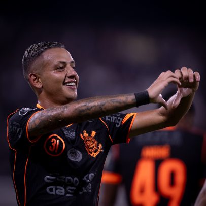 Kayke, aposta de Diniz, marca gol do Corinthians na Libertadores