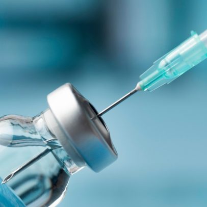 Adolescentes com HIV preferem injeção a comprimido diário, aponta estudo