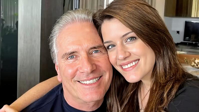 Roberto Justus posa ao lado da filha Luiza em postagem nas redes sociais