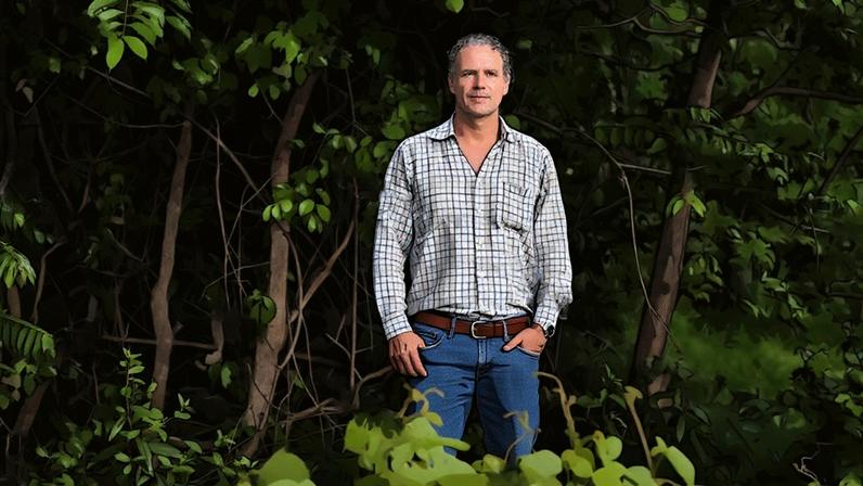 O Roncador perdia dinheiro com suas minas. Aí, descobriu ‘uma tabela periódica’