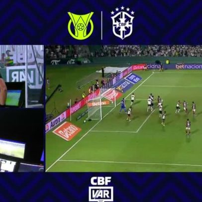 Golaço de Serna pelo Fluminense é anulado pelo VAR por falta