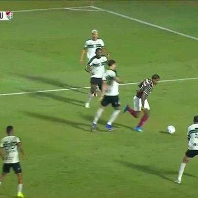 Pedro Rangel faz defesa e empata para o Coritiba diante de John Kennedy