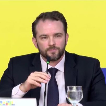 Ministros apresentam medidas para reduzir preços dos combustíveis