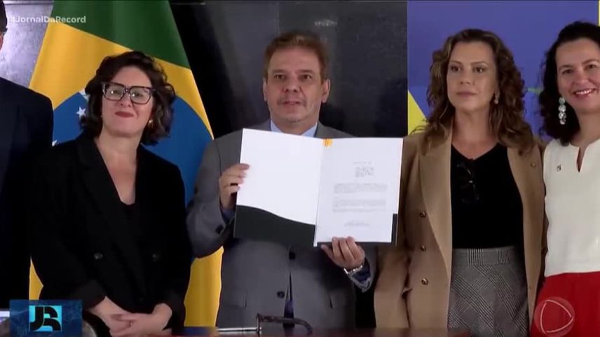 Ministro da Justiça e Segurança Pública assina portaria que garante proteção de jornalistas