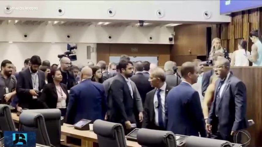 PGR defende realização de eleição direta para mandato-tampão no RJ
