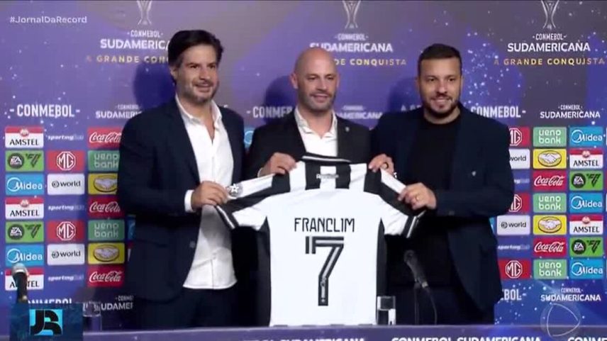 Brasileirão: Chapecoense apresenta Fábio Matias e Botafogo contrata Franclim Carvalho após demissões