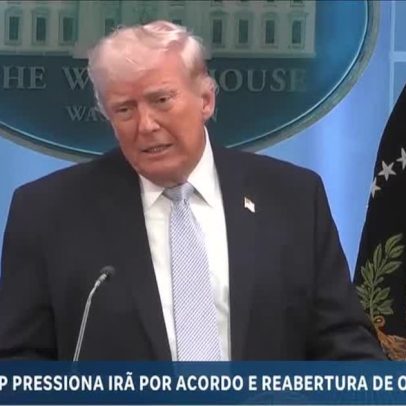Trump pressiona Irã por acordo e pela reabertura do Estreito de Ormuz
