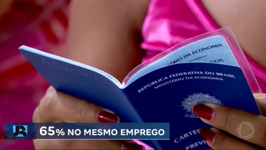 Um em cada três brasileiros prefere carteira assinada, diz CNI