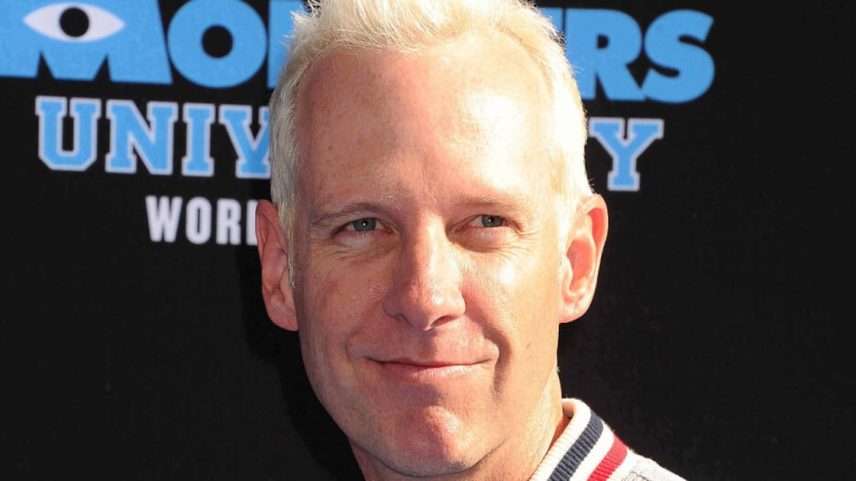 Guitarrista do No Doubt confirma diagnóstico neurológico