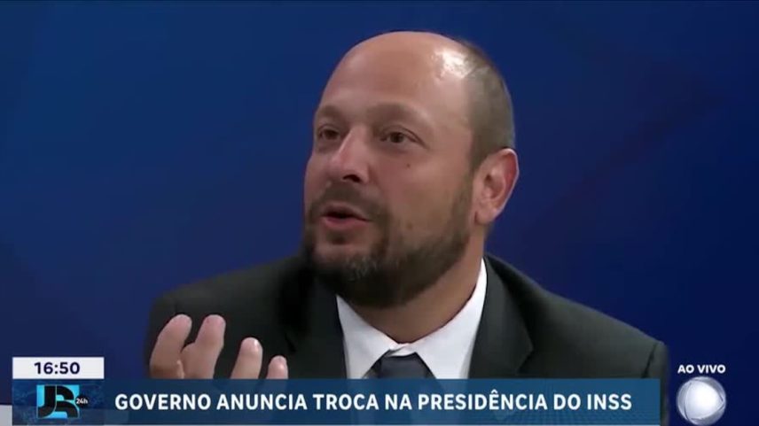 Governo anuncia a demissão do presidente do INSS