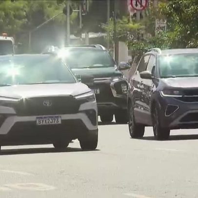 33% dos brasileiros dizem ser impossível viver sem carro, diz pesquisa