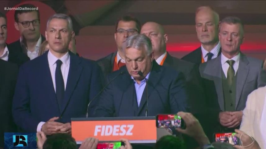 Centro-direita vence eleições na Hungria, fim de 16 anos de Orbán