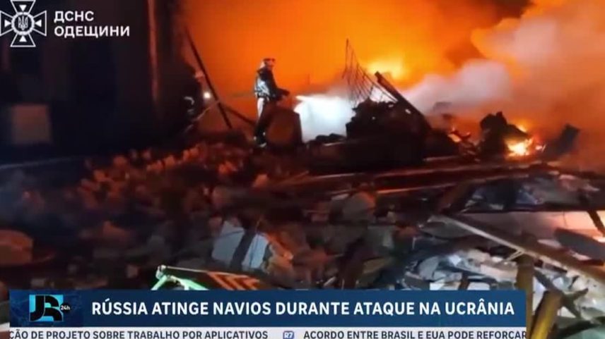 Rússia atinge navios estrangeiros em ataque à Ucrânia